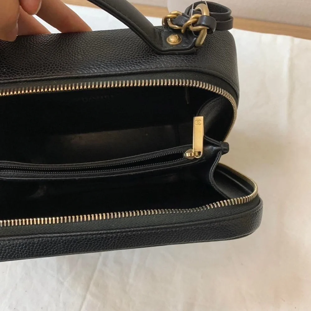 Black Caviar‎ Filigree Vanity Bag GHW EUC